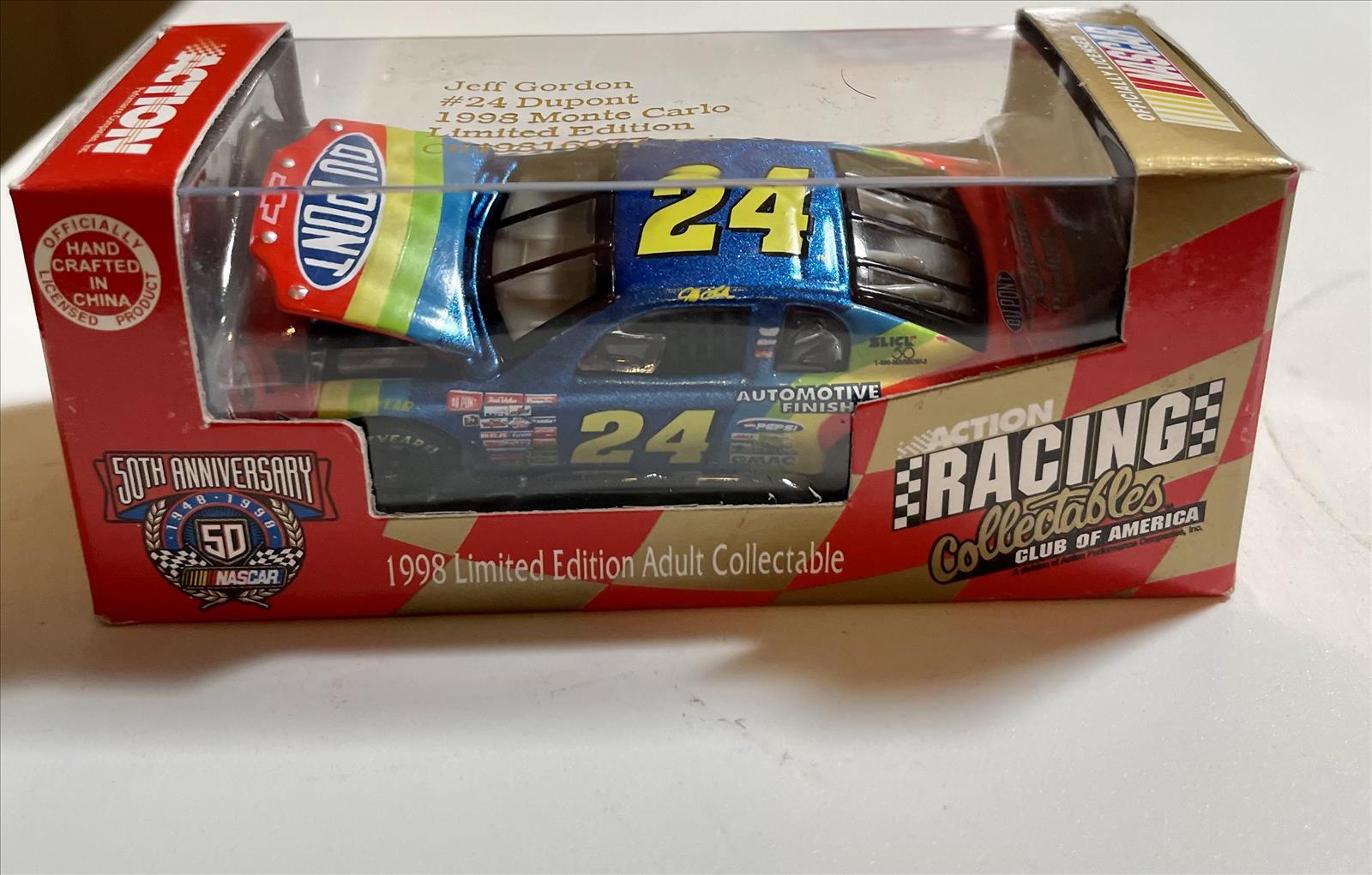1998 Jeff Gordon NASCAR Diecast 24 DuPont CWC 1:64 Action RCCA Club Car 1