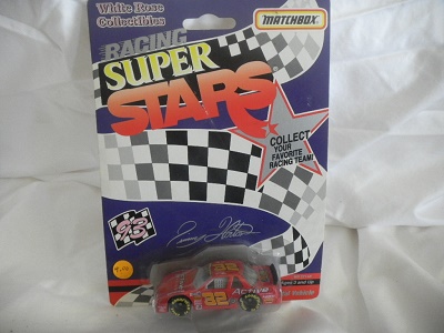 32 Active Racing 1993 CWC 1:64 MB   Super Stars