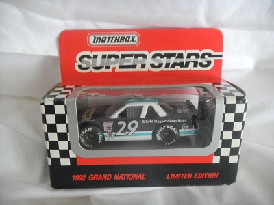 1992 NASCAR Diecast 29 White Rose Lumina CWC 1:64 Matchbox Super Stars 1