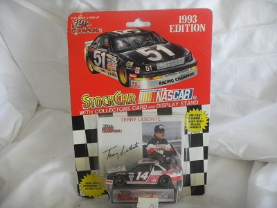 1993 Terry Labonte NASCAR Diecast 14 Kelloggs Corn Flakes CWC 1:64 Racing Champions 1993 Edition 1