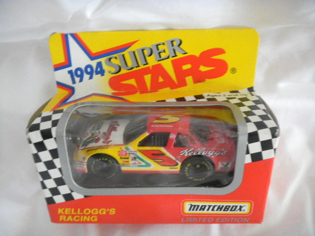 1994 Terry Labonte NASCAR Diecast 5 Kelloggs Corn Flakes 1:64 Matchbox Super Stars 1
