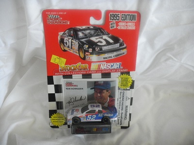 1995 Ken Schrader NASCAR Diecast 52 ACDelco AC Delco CWC 1:64 Racing Champions 1995 Edition 1