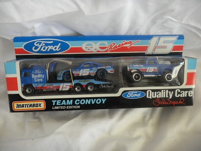 1993 Lake Speed NASCAR Diecast 15 Quality Care Hauler Transporter 1:87 Matchbox Team Convoy 1