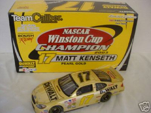 17 Matt Kenseth Diecast 2003 DeWalt Winston Cup Champion CWC 1:24 Team Caliber Owners Pearl Gold 1