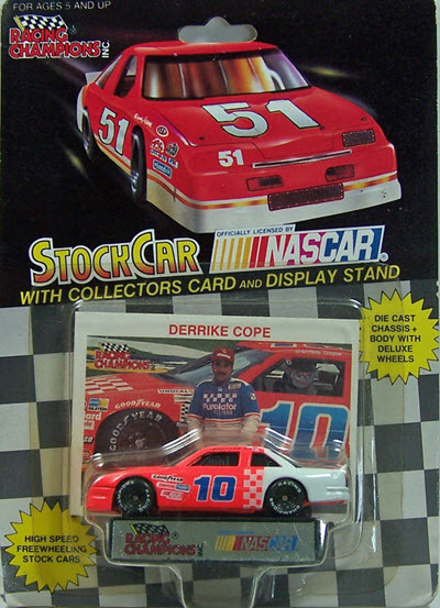 1991 Derrike Cope NASCAR Diecast 10 Purolator CWC 1:64 Racing Champions Black Wheels 1
