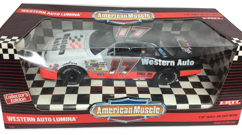 1992 Darrell Waltrip NASCAR Diecast 17 Western Auto CWC 1:18 Ertl American Muscle 1