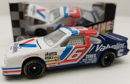 1995 Mark Martin NASCAR Diecast 6 Valvoline CWC 1:64 Action RCCA 1
