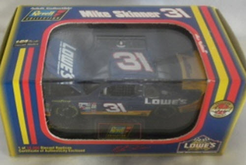 1998 Mike Skinner NASCAR Diecast 31 Lowes CWC 1:64 Revell Collection 1
