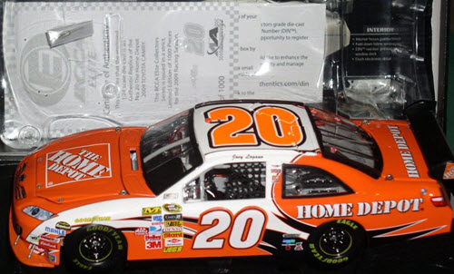 20 Joey Logano Diecast 2009 Home Depot CWC 1:24 Lionel Action RCCA Elite 1