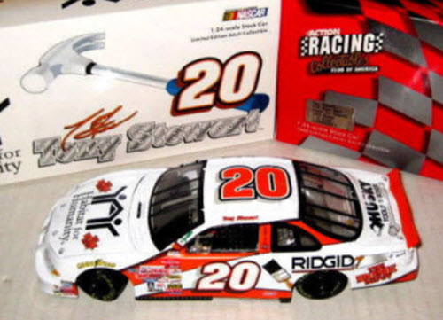 20 Tony Stewart Diecast 1999 NASCAR Habitat For Humanity CWB 1:24 Action RCCA Club Clear Window Bank 1