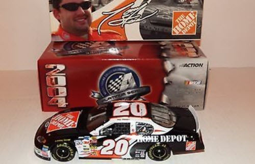 20 Tony Stewart Diecast 2004 NASCAR Home Depot Reverse Paint Black CWB Clear Window Bank 1:24 Action ARC 1