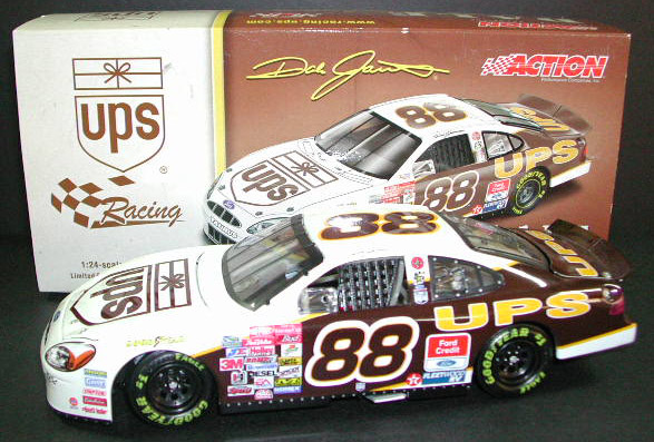 2001 Dale Jarrett NASCAR Diecast 88 UPS CWC 1:24 Action ARC 1