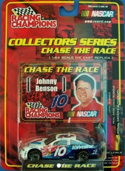 2001 Johnny Benson NASCAR Diecast 10 Valvoline CWC 1:64 Racing Champions Collectors Series Black Wheels 1