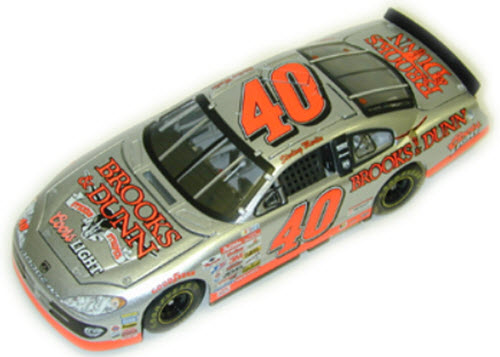 2001 Sterling Marlin NASCAR Diecast 40 Brooks and Dunn Steers and Stripes CWC 1:64 Team Caliber Owners Series 99