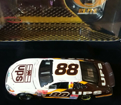 2002 Dale Jarrett NASCAR Diecast 88 UPS CWC 1:64 Action RCCA Elite 2