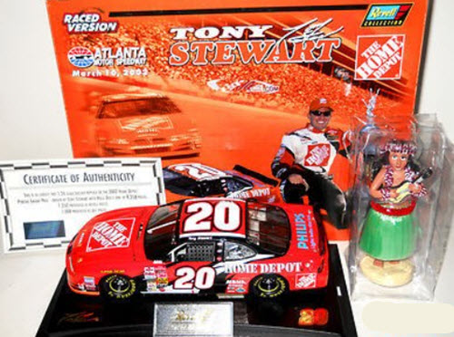 2002 Tony Stewart NASCAR Diecast 20 Home Depot Atlanta Win Raced Version Hula Doll CWC 1:24 Revell Collection 1