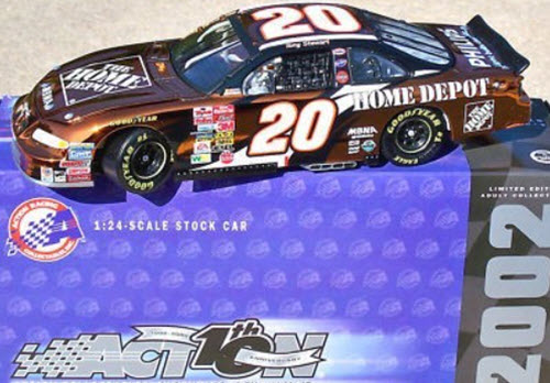 2002 Tony Stewart NASCAR Diecast 20 Home Depot CWC 1:24 Action ARC Color Chrome 1