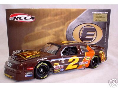 2003 Mark Martin NASCAR Diecast 2 SAI Roofing CWC 1:24 Action Historical RCCA Elite 1