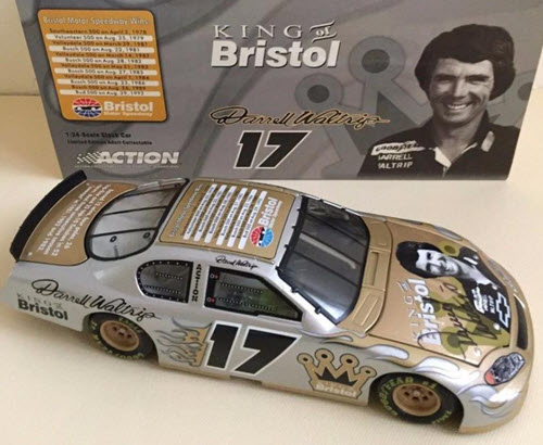 2004 Darrell Waltrip NASCAR Diecast 17 King Of Bristol CWC 1:24 Action RCCA 2