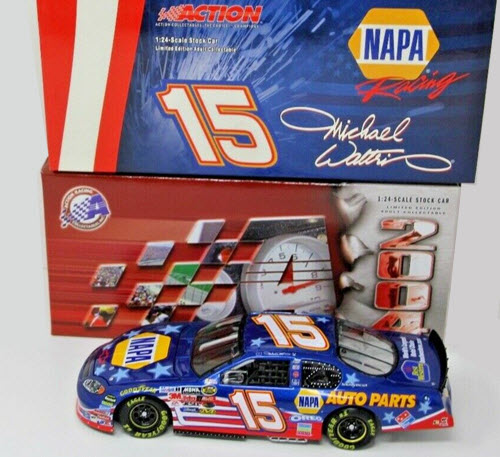 2004 Michael Waltrip NASCAR Diecast 15 NAPA Stars Stripes CWC 1:24 Action ARC 1