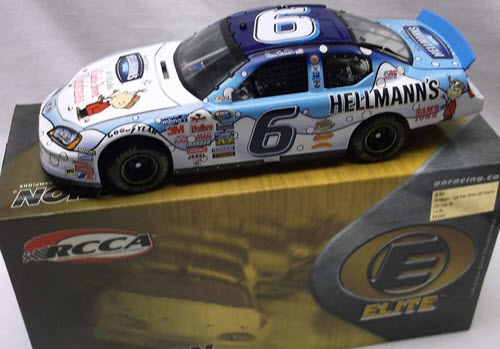 2005 Bill Elliott NASCAR Diecast 6 Charlie Brown Christmas 40th Anniversary CWC 1:24 Action RCCA Elite 1