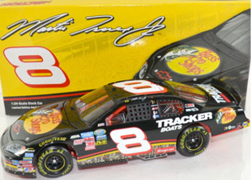 2005 Martin Truex Jr NASCAR Diecast 8 Bass Pro Shops CWC 24 Action ARC 1