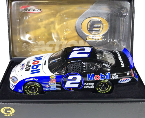 2005 Rustry Wallace NASCAR Diecast 2 Mobil Clean CWC 1:24 Action RCCA Elite 2