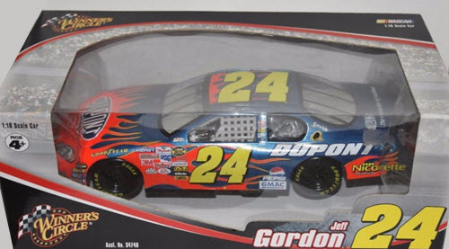 2006 Jeff Gordon NASCAR Diecast 24 DuPont CWC 1:18 Winners Circle 1