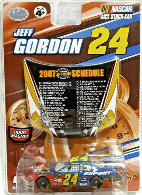 2007 Jeff Gordon NASCAR Diecast 24 DuPont CWC 1:64 Winners Circle Hood Schedule 1