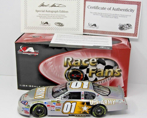 2007 Mark Martin NASCAR Diecast 01 Army CWC 1:24 Action QVC RFO Autographed Mesma Chrome 1