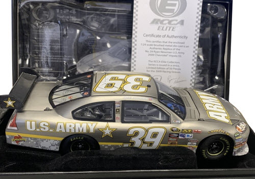 2009 Ryan Newman NASCAR Diecast 39 Army CWC CoT 1:24 Action RCCA Elite Brushed Metal 2
