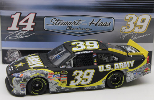 2011 Ryan Newman NASCAR Diecast 39 Army CWC 1:24 Action ARC 1