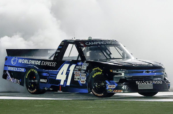 2022 Ross Chastain NASCAR Diecast 41 Worldwide Express Truck Charlotte Win Raced Version 1:64 Lionel Action ARC 99