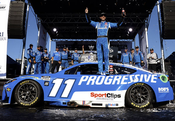 2025 Denny Hamlin NASCAR Diecast 11 Progressive WWT Gateway Win Raced Version CWC 1:24 Lionel Action RCCA Elite Premier 98