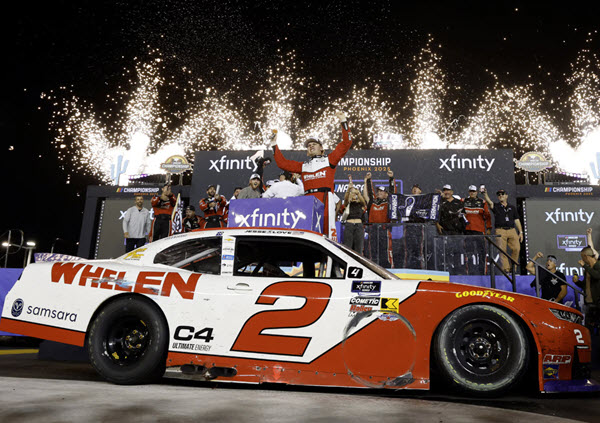 2025 Jesse Love Jr NASCAR Diecast 2 Whelen Phoenix Win Raced Version CWC 1:24 Lionel Action ARC 99