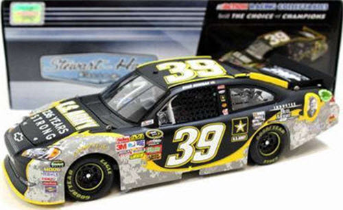 39 Ryan Newman Diecast 2011 Army Birthday 236 Years Strong CWC 1:24 Action ARC 1