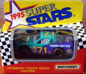 71 Vermont Teddy Bear 1995 CWC 1:64 MB   Super Star
